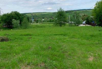 Teren de 844 mp, în Central