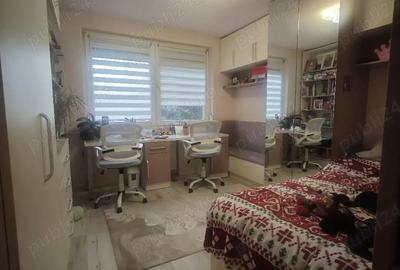 Apartament cu 3 camere semidecomandat în Central - 9