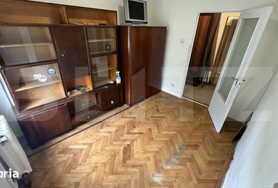 Apartament cu 4 camere decomandat în Central - 11
