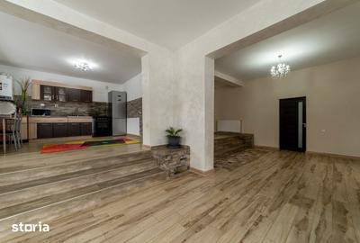 Casă cu 6 camere cu Teren 4345 Mp în Bascov - 13
