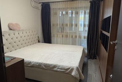 Apartament cu 4 camere semidecomandat în Costin Georgian - 1