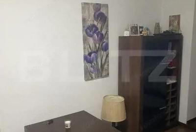 Apartament cu 3 camere semidecomandat în Central - 10