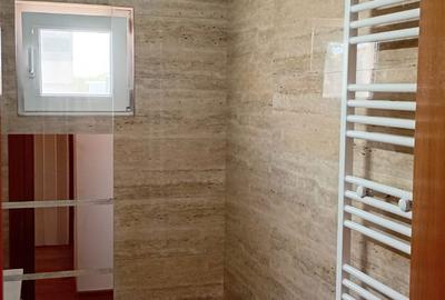 Apartament cu 3 camere decomandat în Central - 8