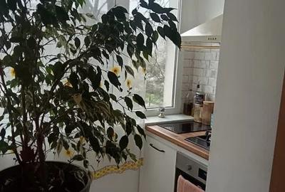 Apartament cu 3 camere decomandat în Poarta 6 - 22