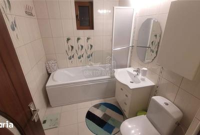 Apartament cu 3 camere decomandat în Central - 3