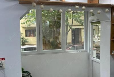 De vanzare Spa?iu comercial 56 mp Intrare din strada + casa scarii - 11