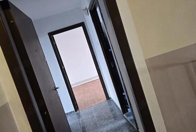 Apartament cu 3 camere decomandat în Central - 3