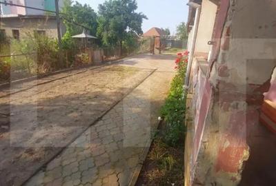 Casă cu 4 camere cu Teren 711 Mp în Vladimirescu