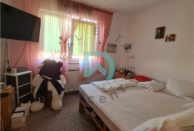 Apartament cu 3 camere semidecomandat, mobilat în Astra - 10