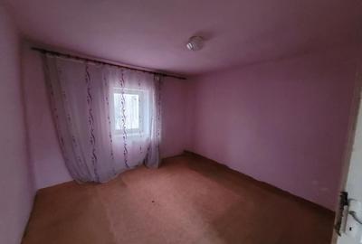 Casă cu 3 camere cu Canalizare în Parța - 9