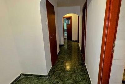 Tomis Nord - piața Ciresica 3 camere decomandate 67 mp - 7