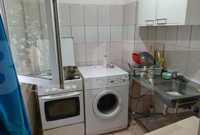Apartament de vanzare, cu 3 camere, etaj 3, zona Fratelia - 5