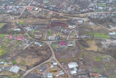 Teren Construcții intravilan de 2889 mp, în Comarna - 4