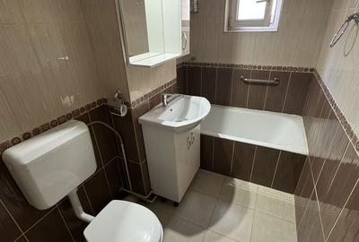 Apartament cu 3 camere decomandat în Central - 2