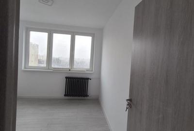 Apartament cu 3 camere în Dascălu - 2