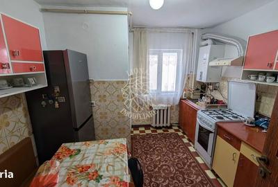 Apartament cu 4 camere decomandat în Central - 7