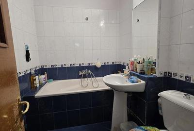 Apartament cu 3 camere decomandat în Central - 9