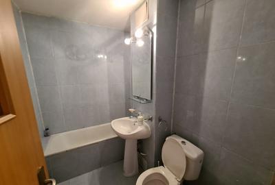 Inchiriere apartament 2 camere zona Pia?a Centrala, T - 8