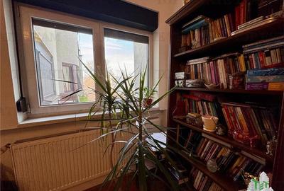 Apartament cu 3 camere semidecomandat, mobilat în Dacia - 4