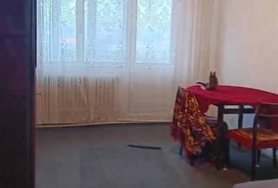 Apartament cu 3 camere decomandat, mobilat în Alexandru cel Bun - 3