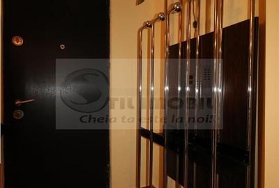 Apartament cu 2 camere decomandat în Nicolina - 13