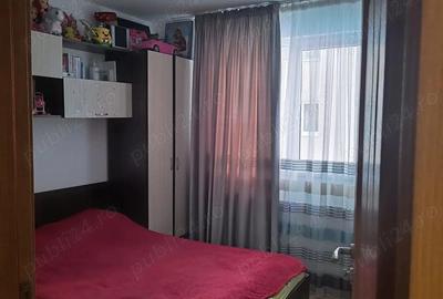Apartament cu 3 camere semidecomandat în Giurgiului - 4