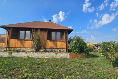 Teren agricol intravilan de 2400 mp, în Central
