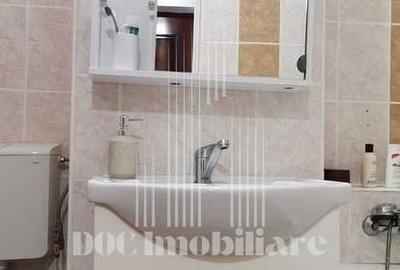 Garsonieră semidecomandată, mobilată în Vitan