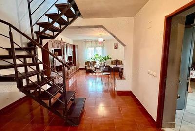 Vila de vanzare in CUG - 16