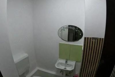 Apartament cu 3 camere decomandat, mobilat în Central - 8