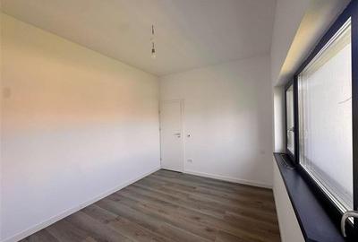 Duplex cu 4 camere cu Canalizare în Bucium - 8