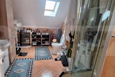 Casă cu 4 camere cu Teren 500 Mp în Semicentral