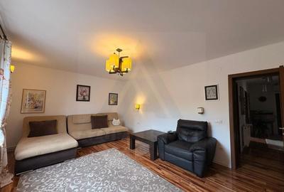 Duplex cu 5 camere cu Canalizare în Central - 3