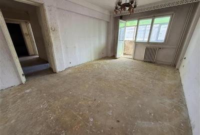 Zona Spital - Liceul Pedagocic - 2 camere decomandate - 3