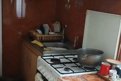 Apartament cu 3 camere semidecomandat în Policlinica - 5