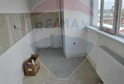 Apartament cu 2 camere decomandat în Orașul de Jos - 7