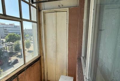 Apartament de vanzare, cu 2 camere, 46 mp, zona Mc Donald's - 13