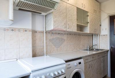 Vanzare apartament 3 camere - zona Antiaeriana - 10