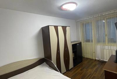 Apartament cu 3 camere semidecomandat în Central - 3