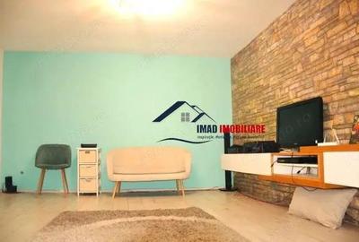 Inchiriere Apartament Modern, Spatios - Targoviste, Micro 6, zona Pavcom. - 1