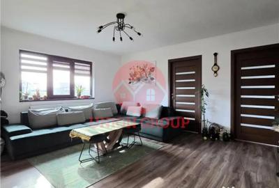 Casă cu 4 camere cu Teren 690 Mp în Corbu - 3