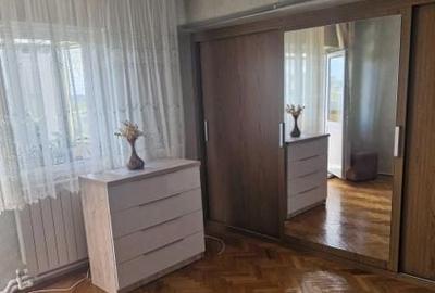 Apartament cu 4 camere decomandat în ICIL - 2