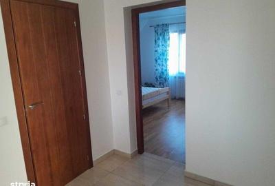 Casă cu 3 camere cu Teren 85 Mp în Central - 1