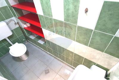 Spațiu comercial, de 75 mp, în Central - 12