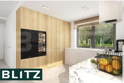 Casă cu 5 camere cu Teren 950 Mp în Central