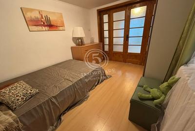 PIATA DOMENII/ CASA- 3 CAMERE VESELE/ GRADINA/COMISION 0% - 8