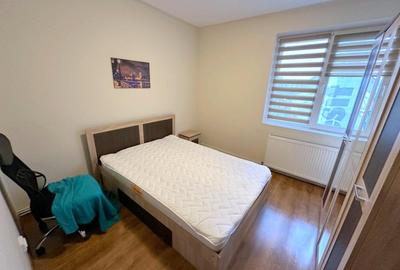 Apartament cu 2 camere semidecomandat, mobilat în Central