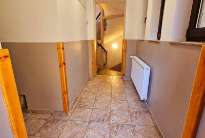 Casă individuală cu 20 camere cu Canalizare în Central - 33