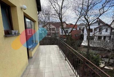 Apartament cu 3 camere, mobilat în Central - 4