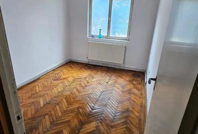 Vand apartament cu 2 camere ETAJ.1 baie bucatarie 37mp langa profi baraolt in centru ora?ului - 4